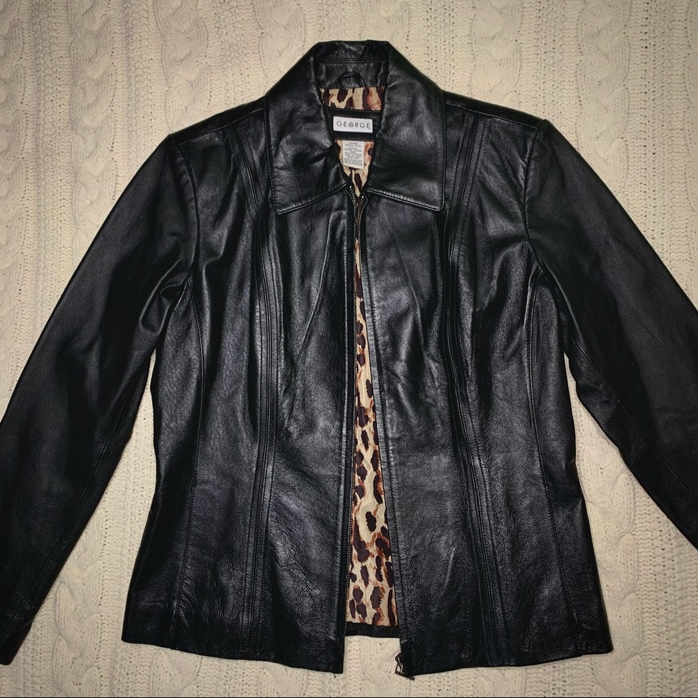 •Minimal• Ladies Leather Jacket